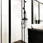 Gliniana ~ Self Check-in 24h ~ Lift Apartment Wroclaw