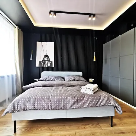 Apartamento Gliniana ~ Self Check-in 24h ~ Lift *